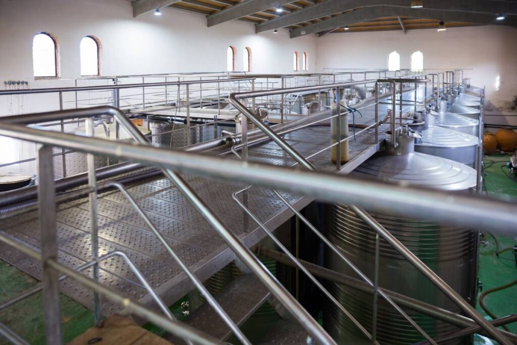 Processus de vinification avec compresseur d'air industriel