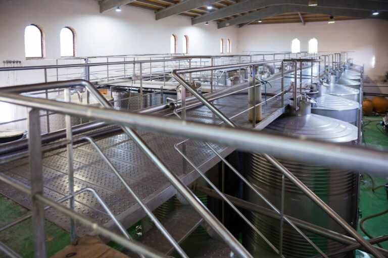 Processus de vinification avec compresseur d'air industriel